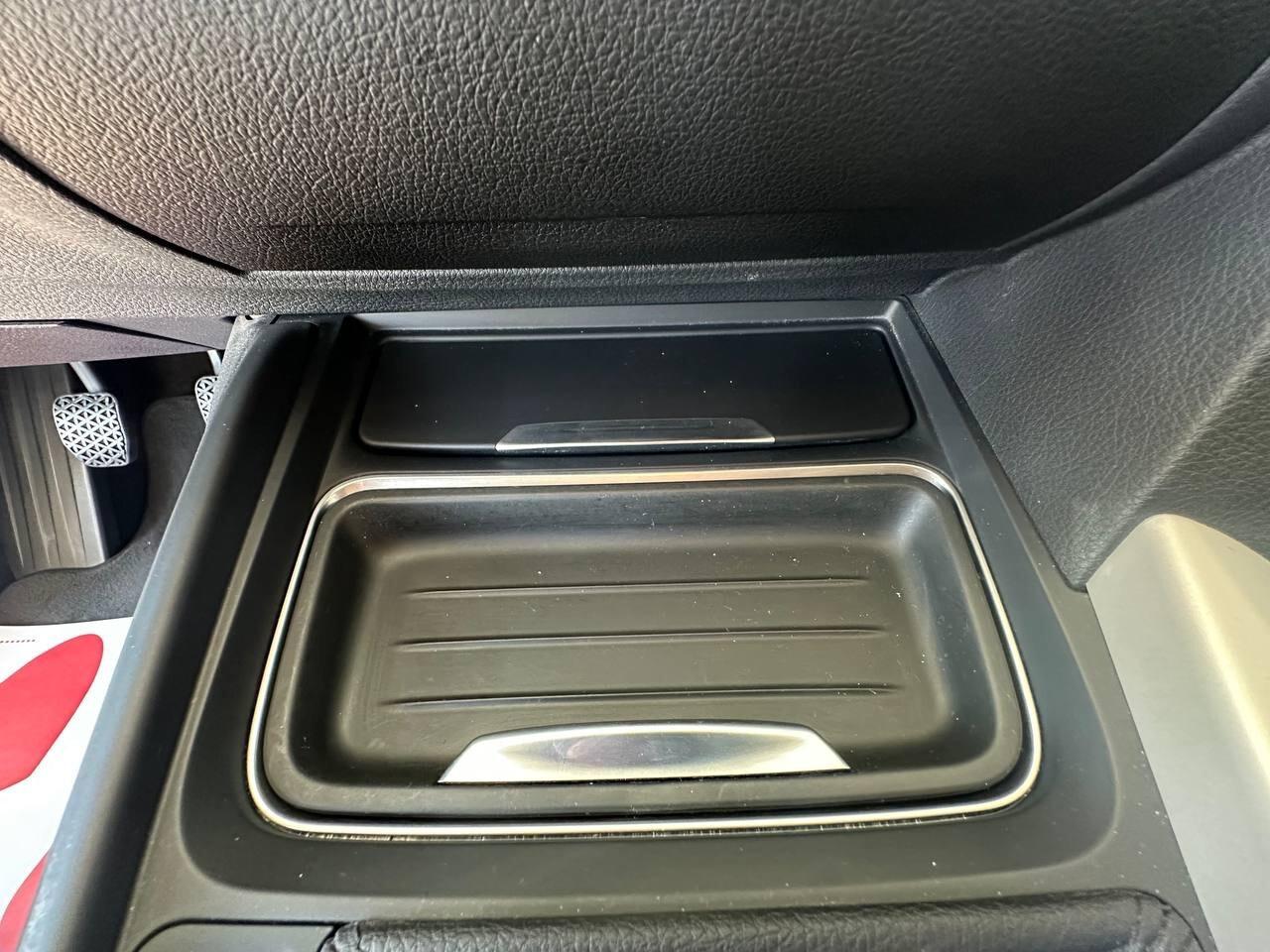 BMW 316d - Book Service Completo