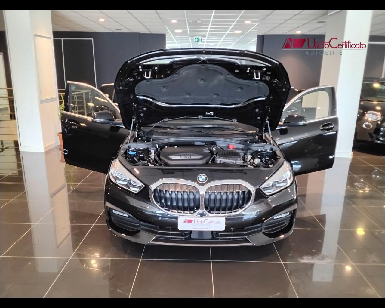 BMW 116d 5p. Business Advantage