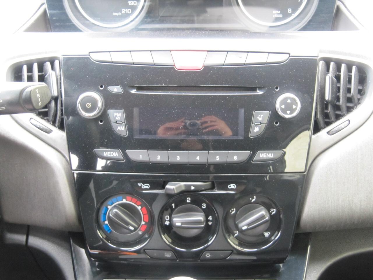 Lancia Ypsilon 0.9 TwinAir 85 CV 5 porte Metano Ecochic Gold