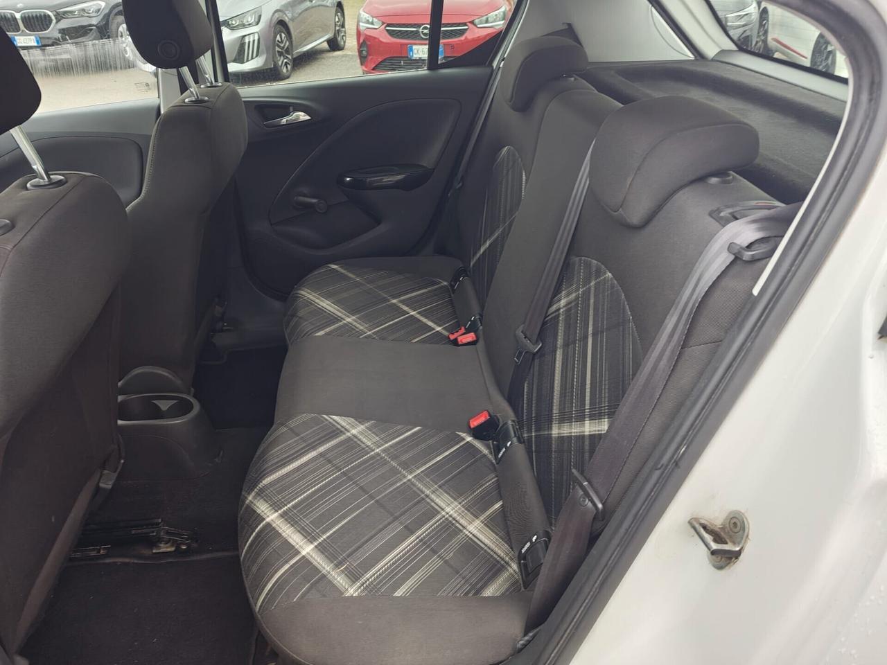 Opel Corsa 1.4 90CV GPL Tech 5 porte b-Color