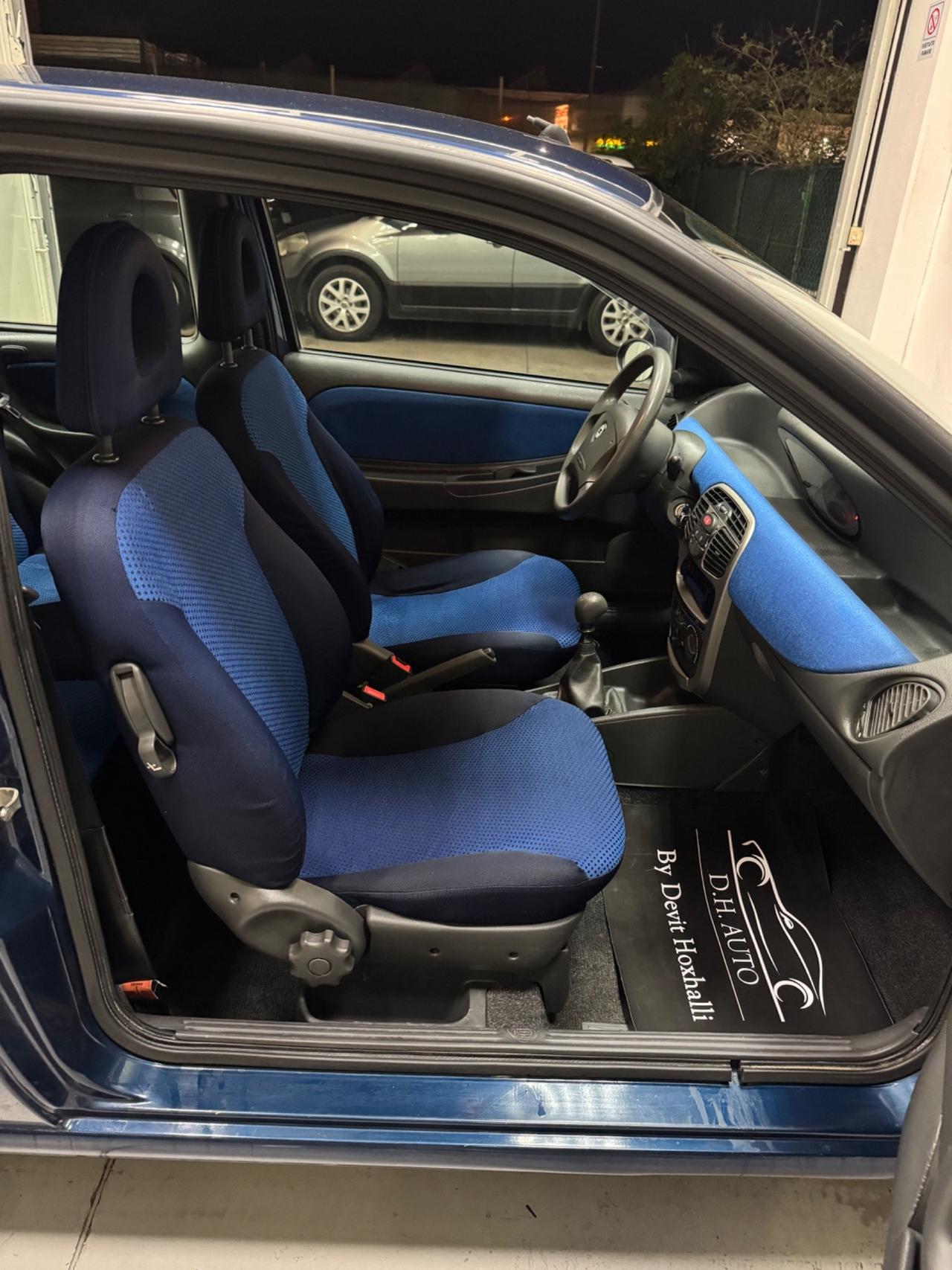 Lancia Y 1.2i 16V cat Elefantino Blu