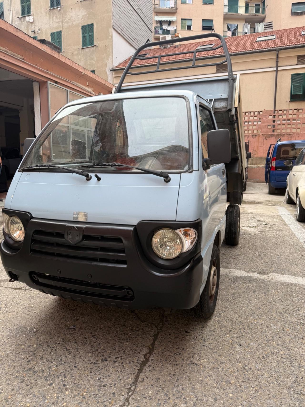 Piaggio quargo 800 diesel ribaltabile unico proprietario