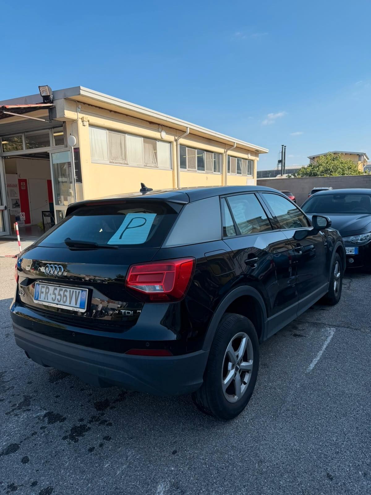 Audi Q2 1.6 TDI S tronic 116v Navi - SINISTRATA - MOTORE OK VA IN MOTO