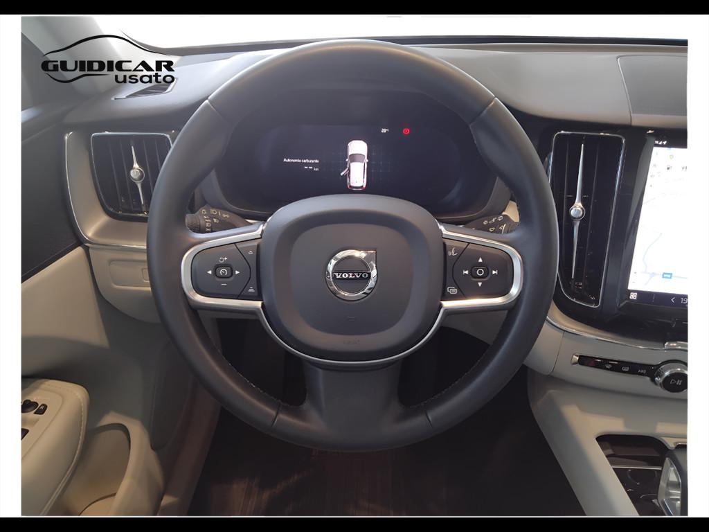 VOLVO XC60 II 2022 - XC60 2.0 b4 Core awd auto