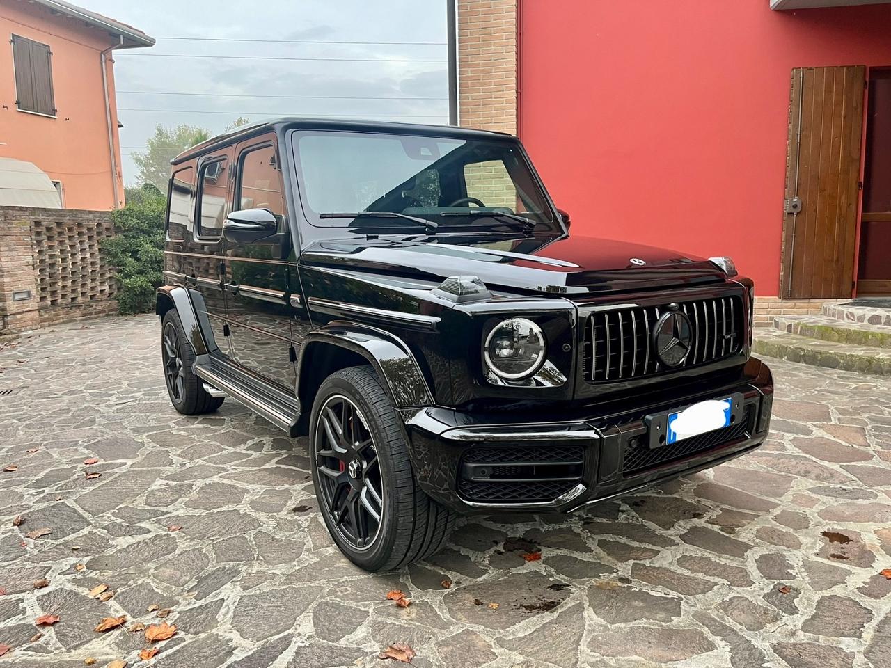 Mercedes-benz G 63 AMG si valuta permuta