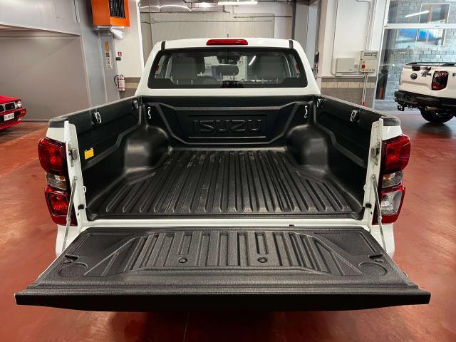 Isuzu D-Max D-Max IV 1.9 td crew N60BB 4x4