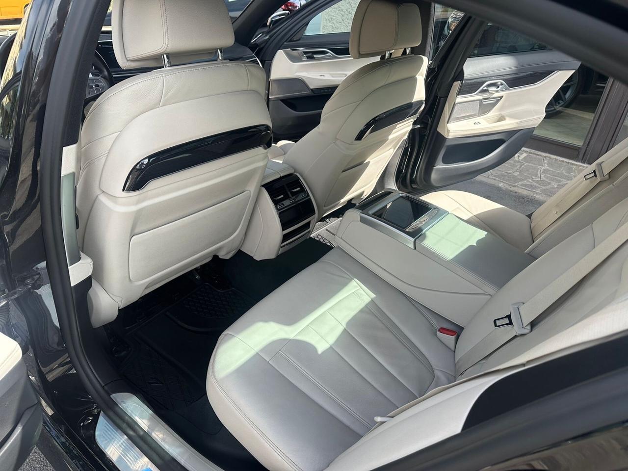 Bmw 745 745e ibrida M SPORT