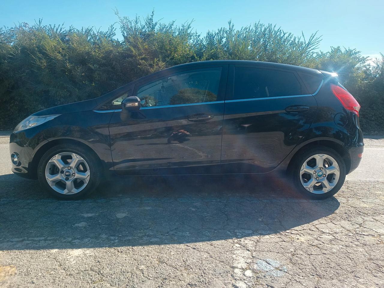 Ford Fiesta Titanium 1.6 TDCi 95cv 5 Porte