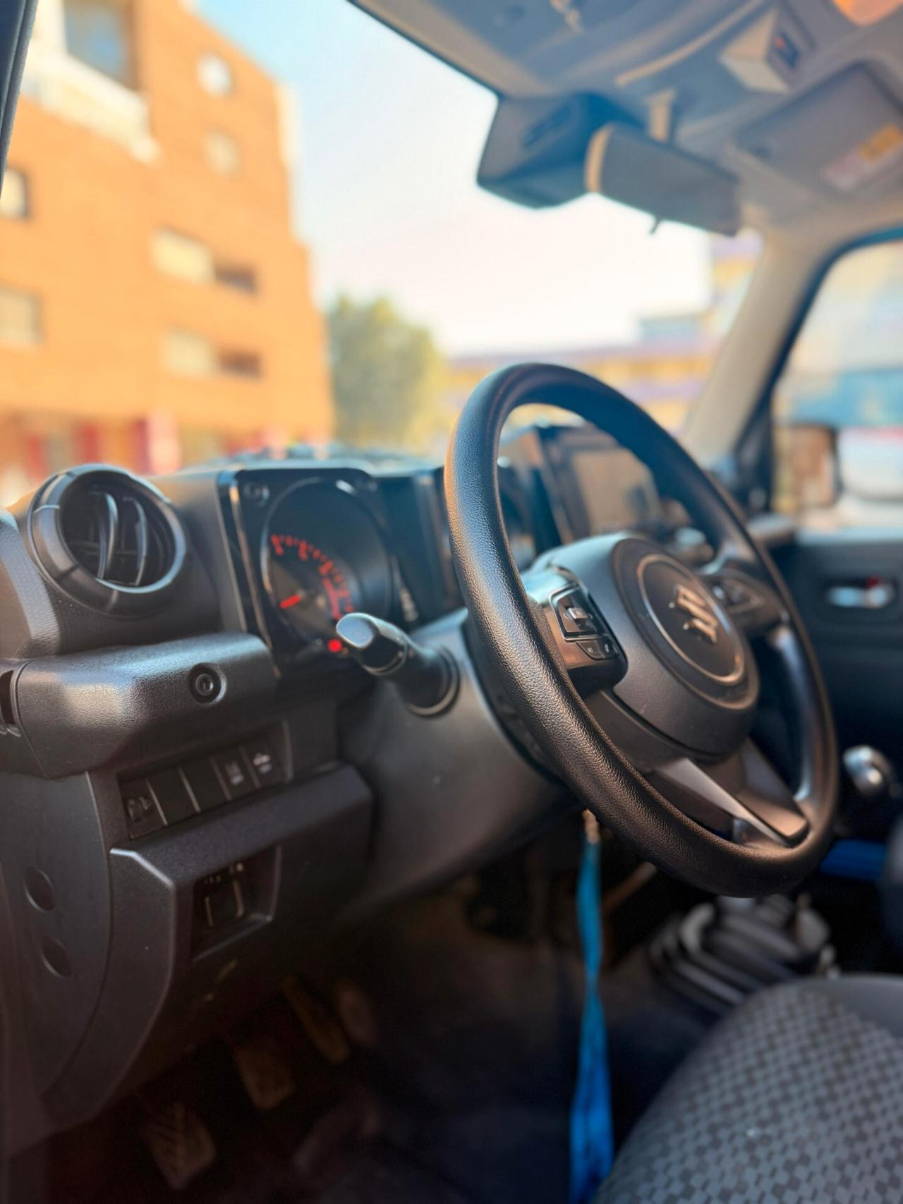 Suzuki Jimny 1.5 5MT PRO (N1)