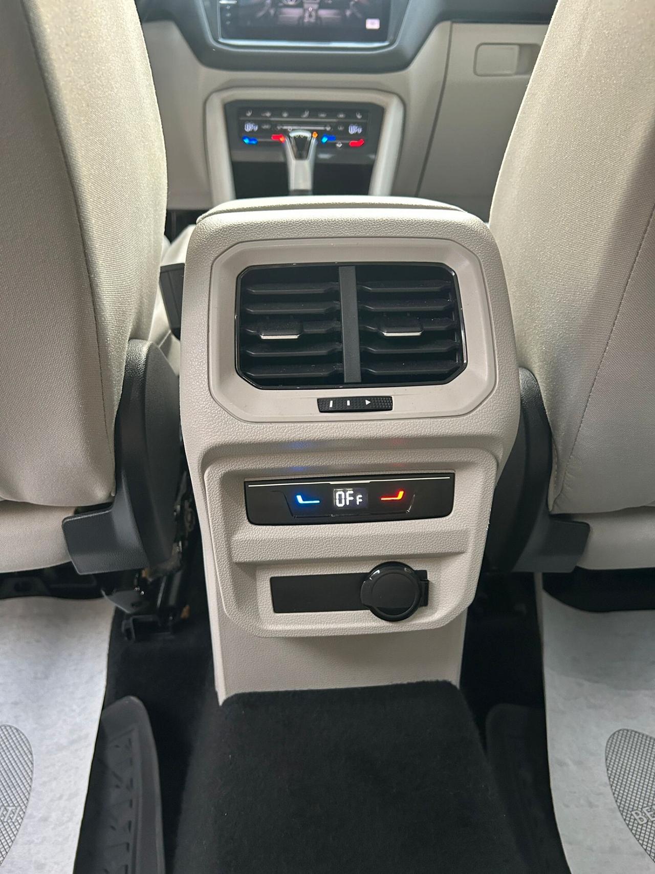 Volkswagen Tiguan Allspace 2.0 TDI 200 CV SCR DSG 4MOTION R-Line