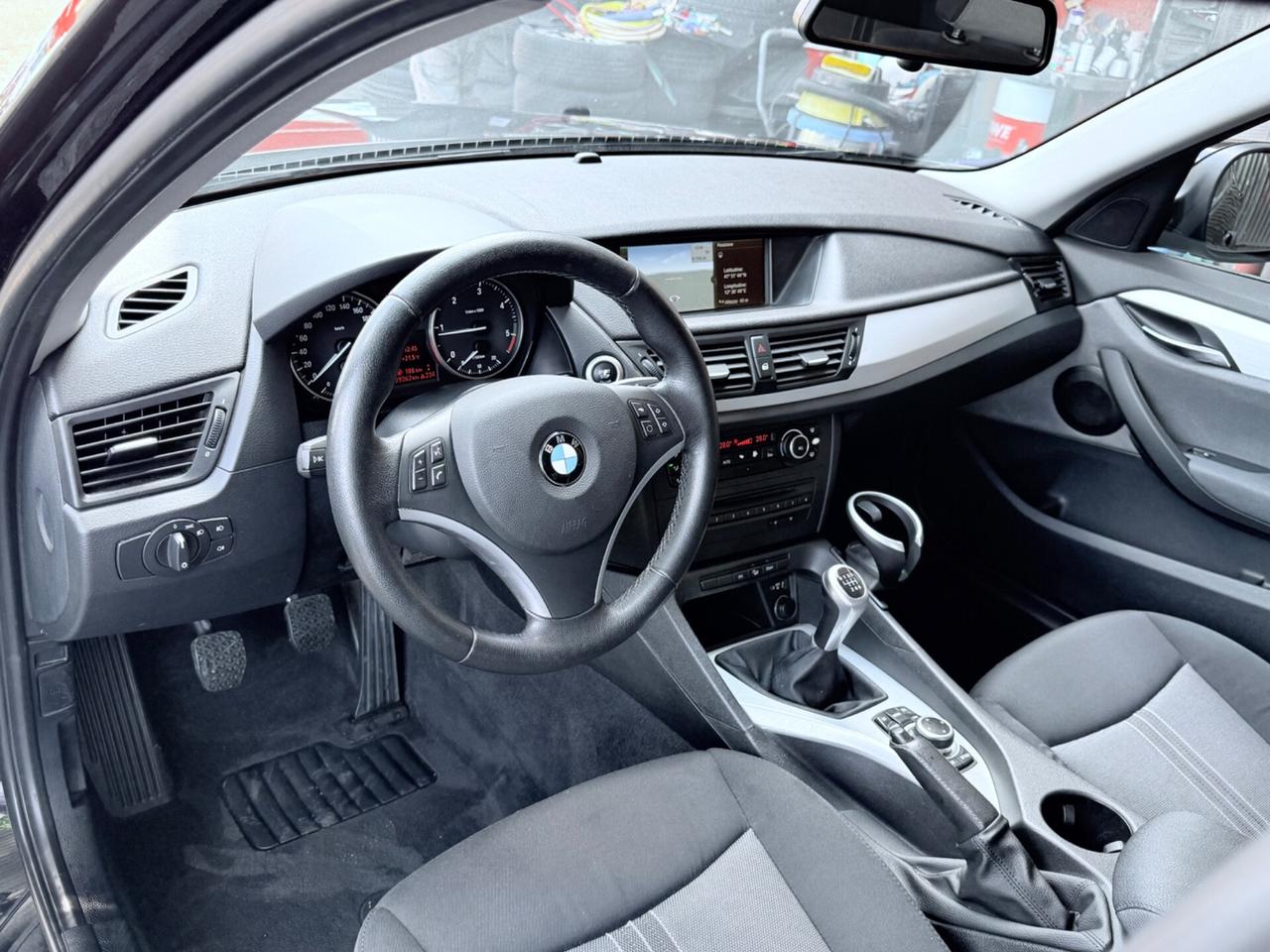 X1 xDrive18d Futura-unipro-130 mila km -rate
