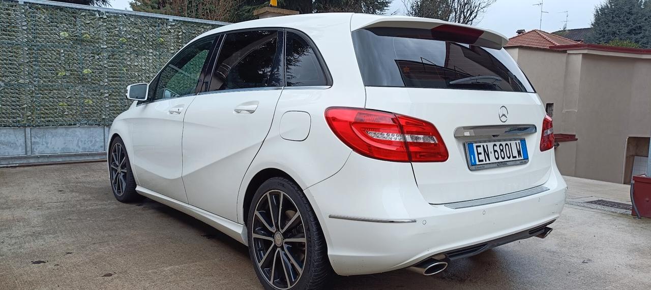 Mercedes-benz B 180 CDI BlueEFFICIENCY Premium