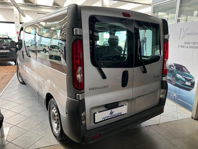 RENAULT Trafic T29 2.0 dCi/115 PL-TN Passenger Confort - 9 POSTI