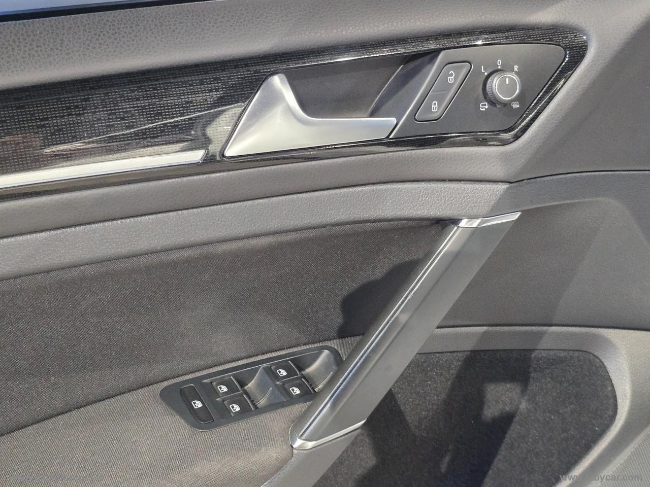 VOLKSWAGEN Golf 2.0 TDI DSG 5p. Sport BMT