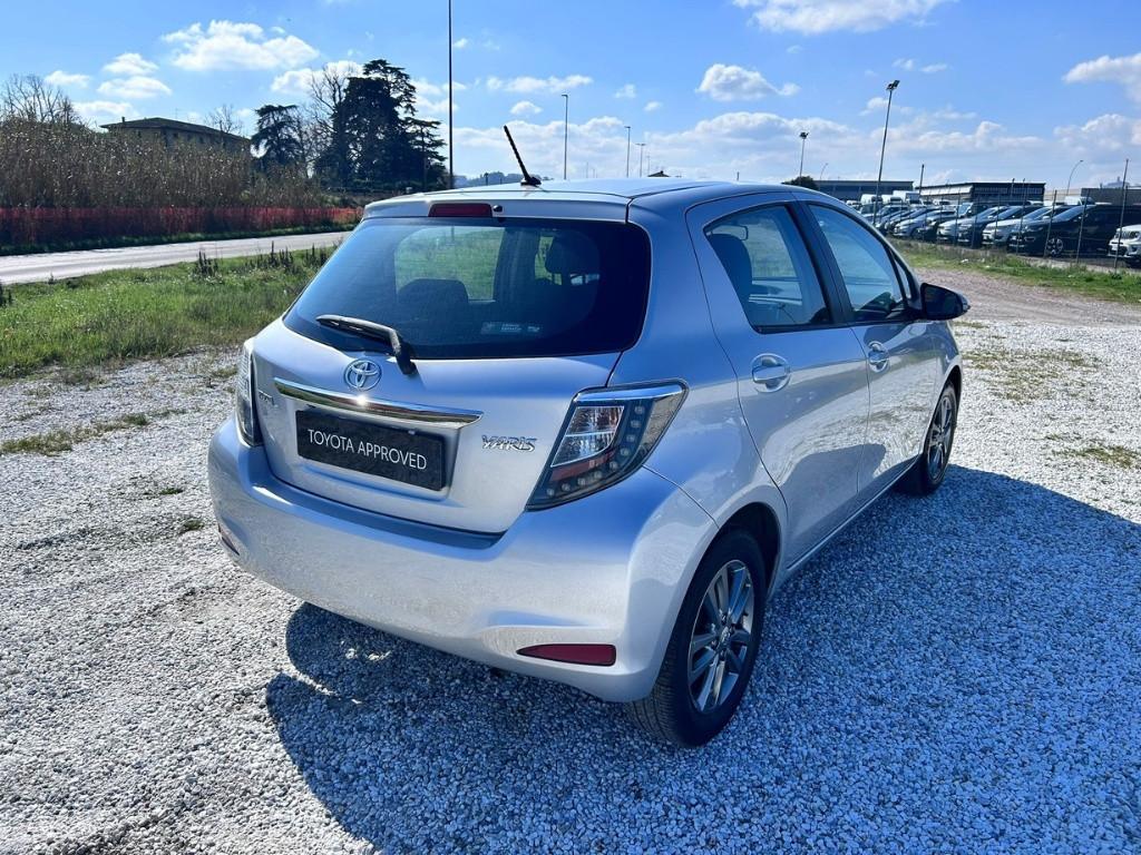 TOYOTA Yaris III 2011 - Yaris 5p 1.0 Lounge c/CL