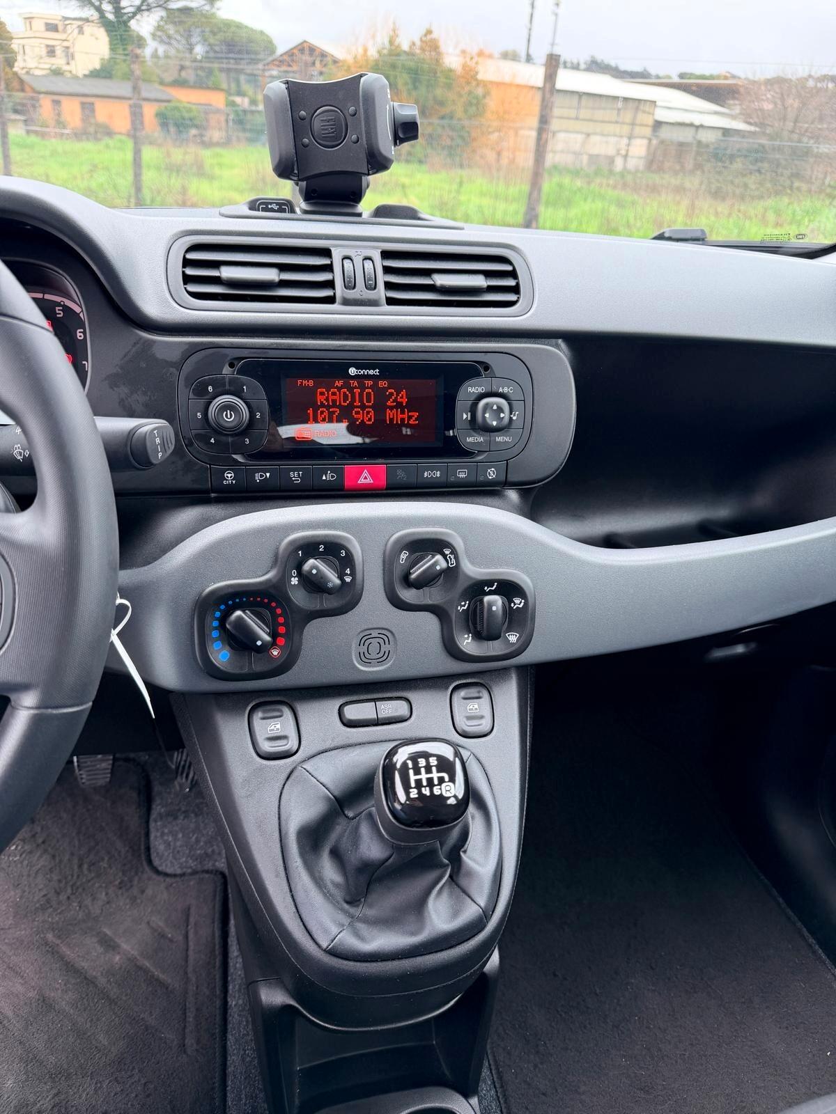 Fiat Panda 1.0 FireFly S&S Hybrid City Cross