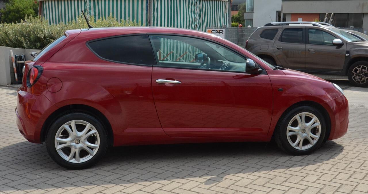 Alfa Romeo MiTo 1.3 JTDm-2 95 CV S&S Distinctive Premium Pack