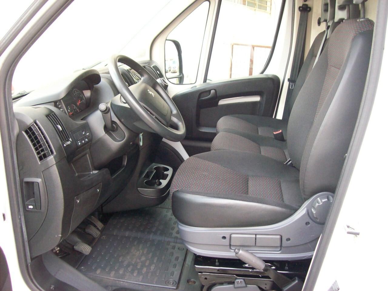 Peugeot Boxer 333 L2H2 2.2 BlueHDi 140CV