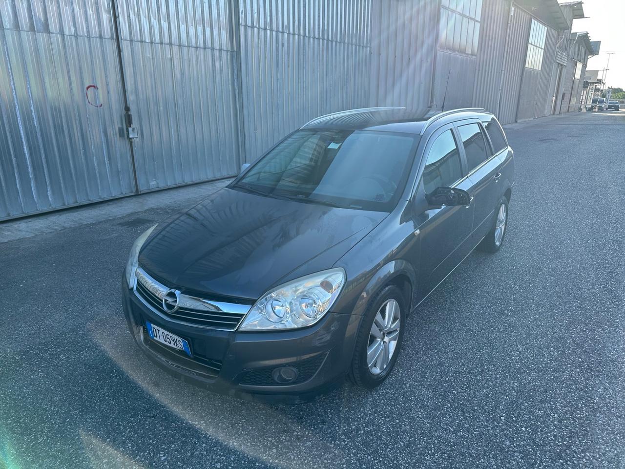 Opel Astra 1.7 CDTI 110CV Station Wagon Cosmo
