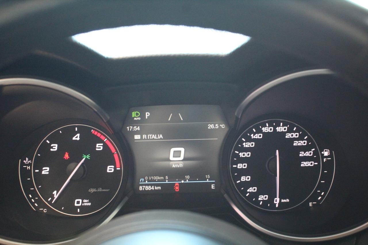 Alfa Romeo Stelvio 2.2 Turbodiesel 210 CV AT8 Q4 Veloce