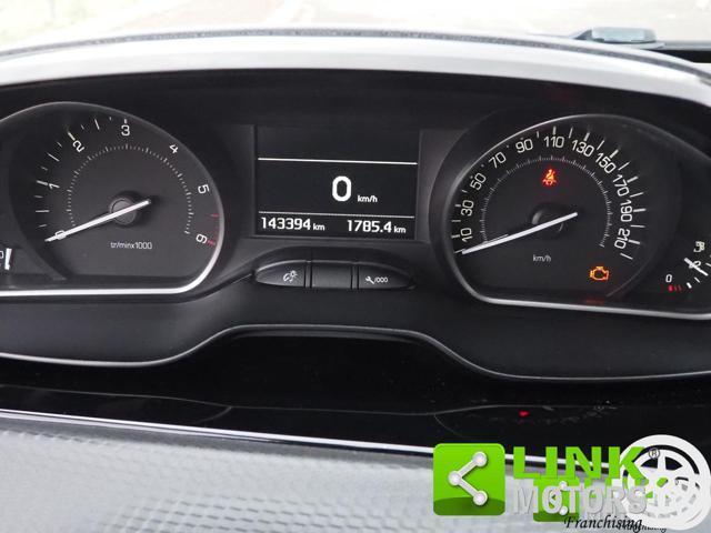 PEUGEOT 208 GT LINE finanziabile