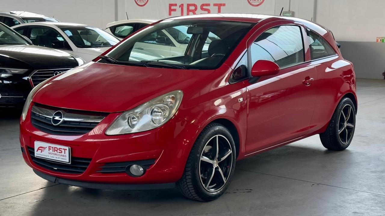 Opel Corsa 1.2 3 porte Sport