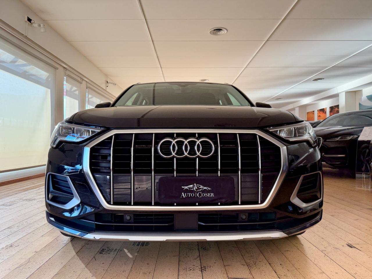 Audi Q3 35 TFSI S-LINE EDITION TOTAL BLACK GANCIOTRAINO