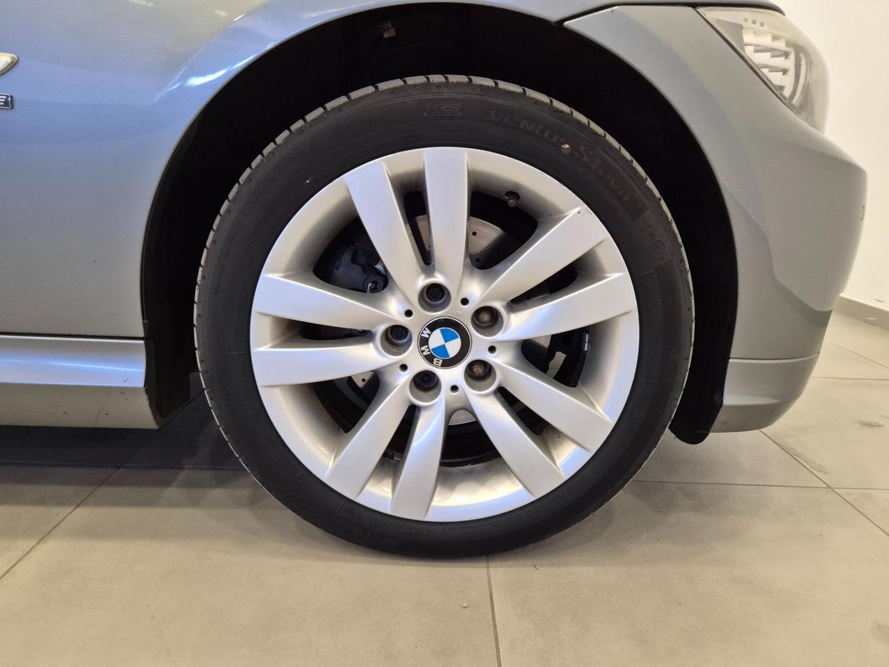 BMW 320 d Touring xdrive Futura - Sens. Park. - Tetto