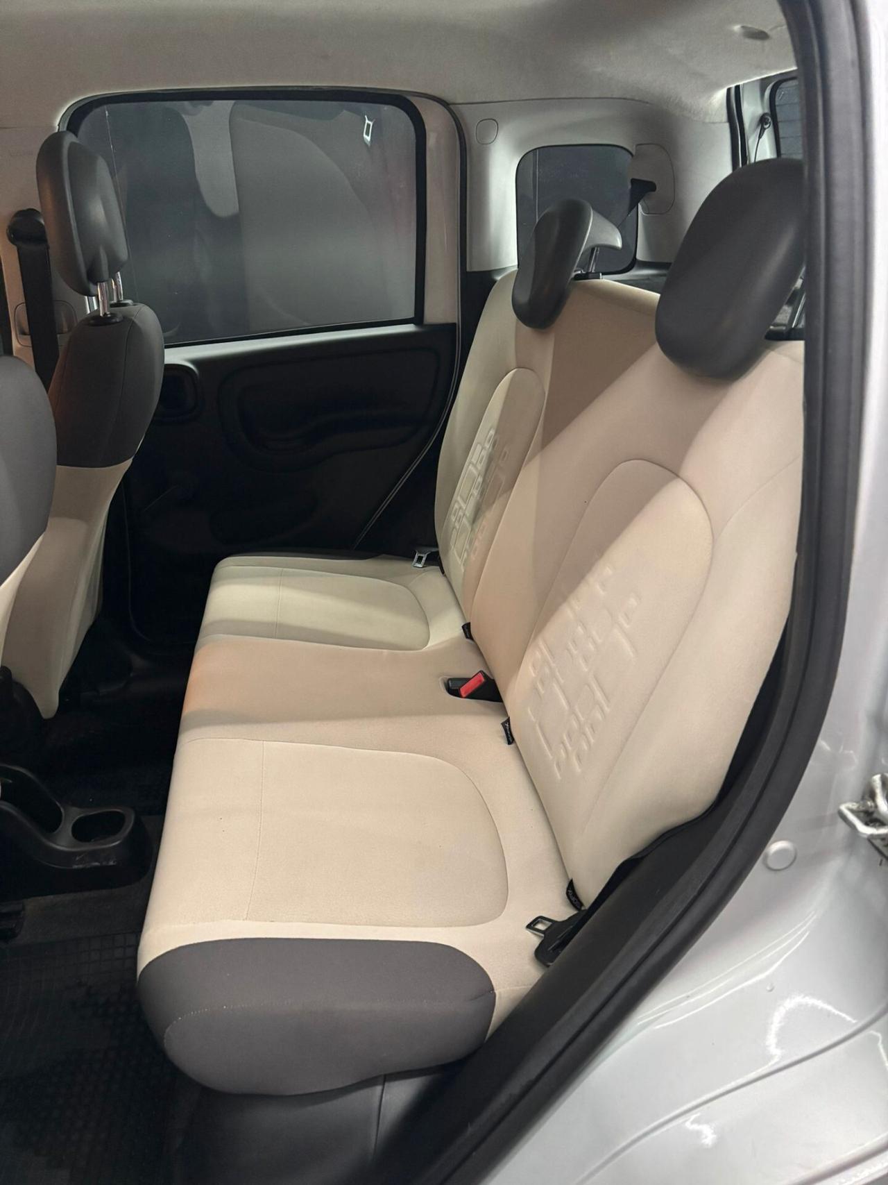 Fiat Panda 1.2 EasyPower Lounge 69CV Gpl