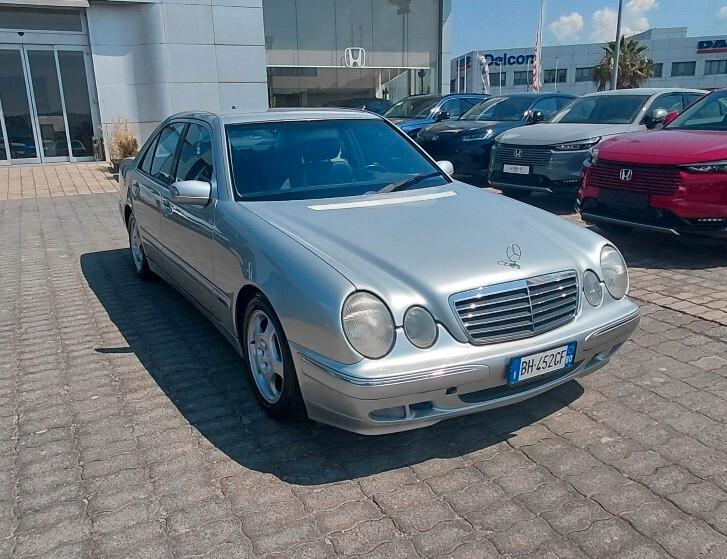 E 200 Kompressor cat Avantgarde