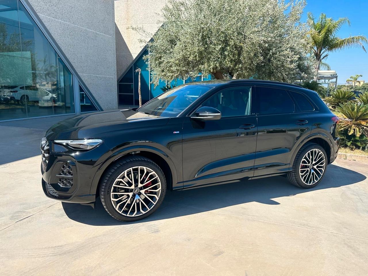 Audi Q5 tdi Sline possibilità noleggio no scoring