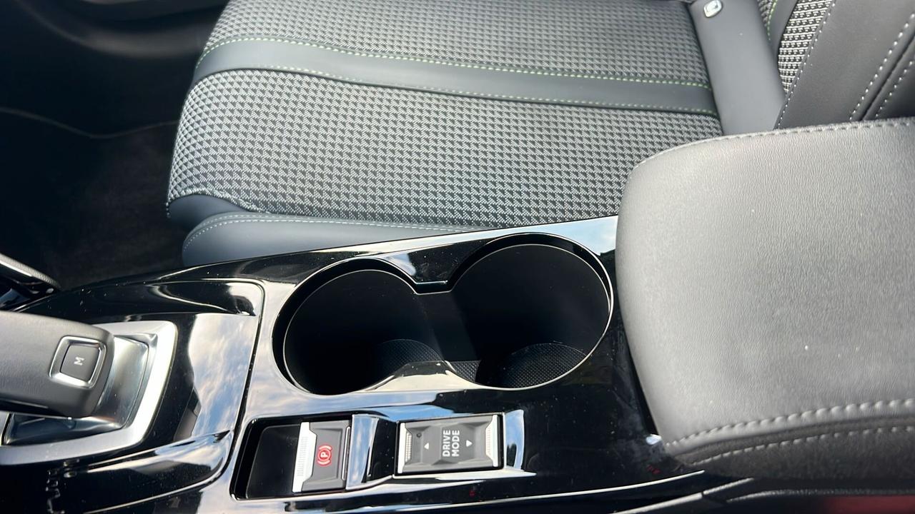 Peugeot 208 PureTech 100 Stop&Start EAT8 5 porte GT Line NEOPATENTATI