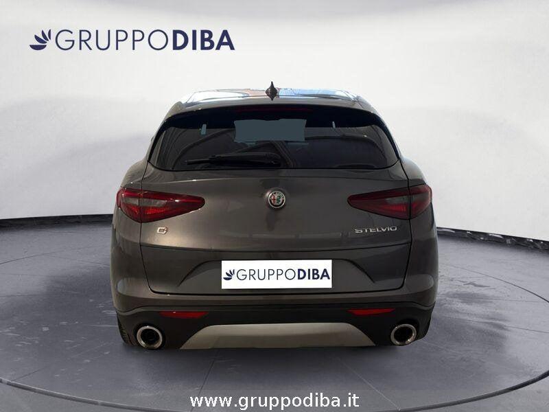 Alfa Romeo Stelvio 2017 Diesel 2.2 t Lusso Q4 210cv auto