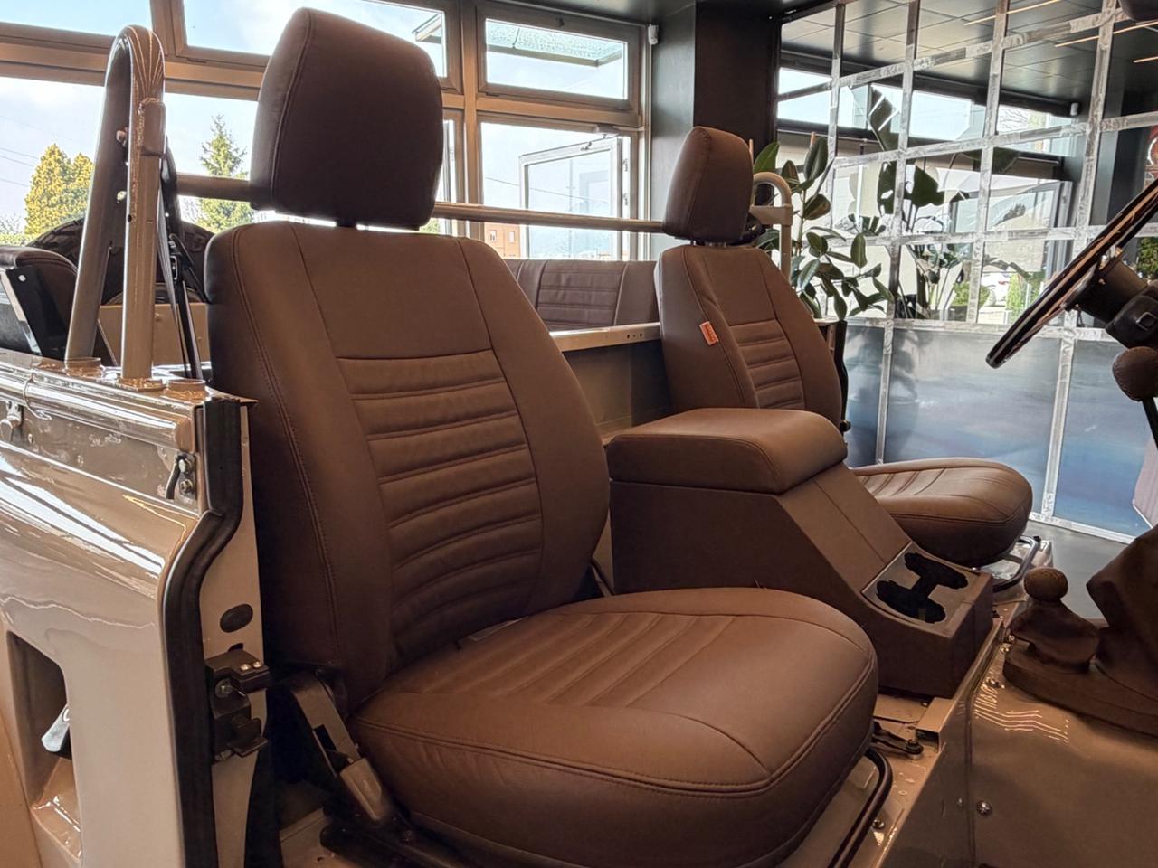 Land Rover Defender 90 2.5 td Soft Top 19J