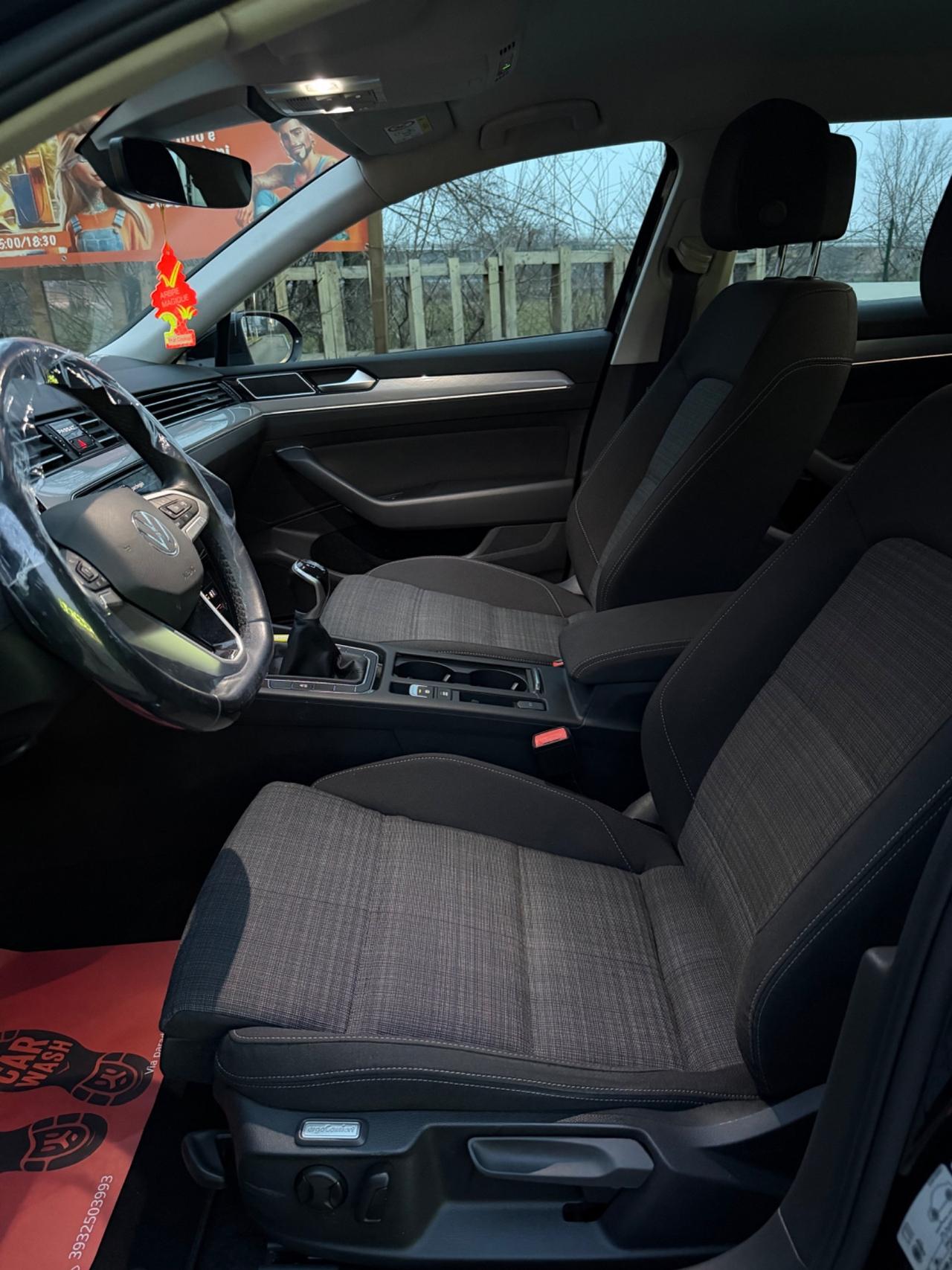 Volkswagen Passat 2.0 TDI SCR 190 CV DSG Executive BMT