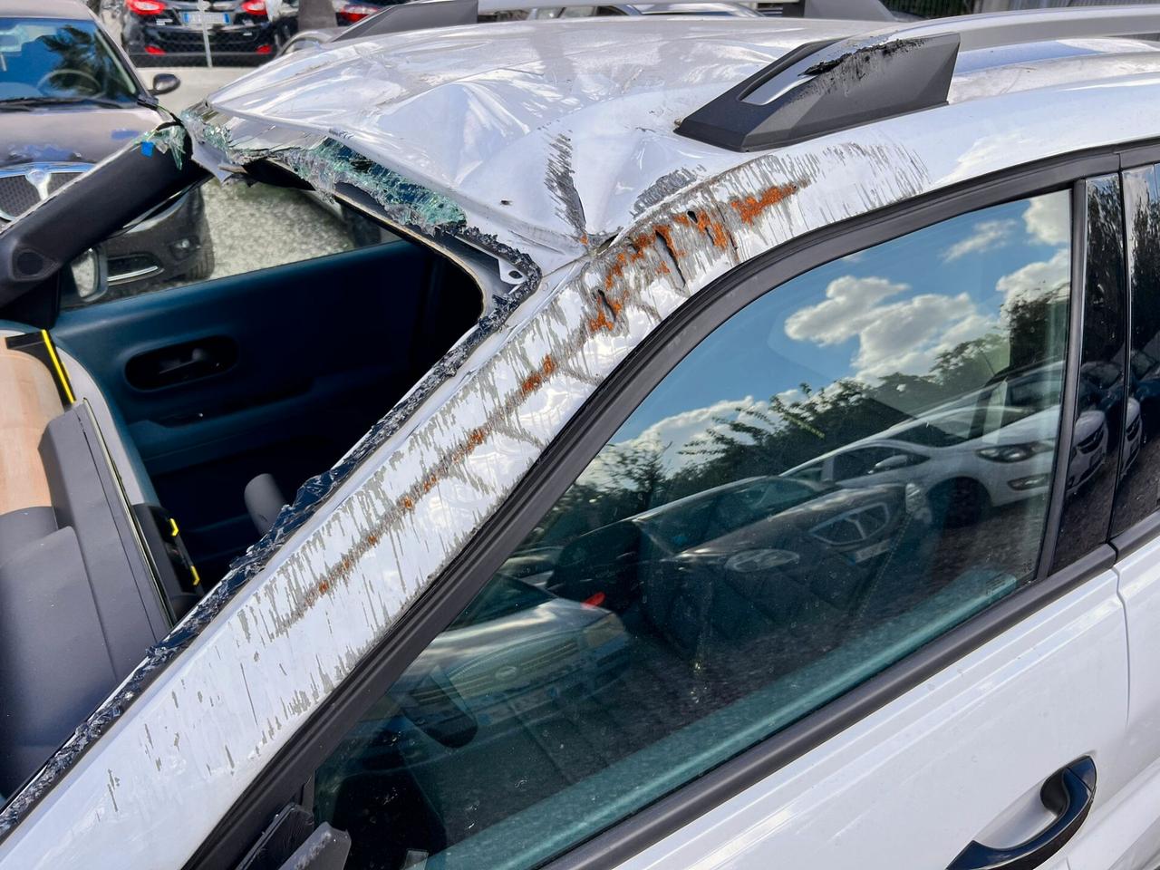 Fiat Grande Panda 1.2 Hybrid 110 CV S&S La Prima