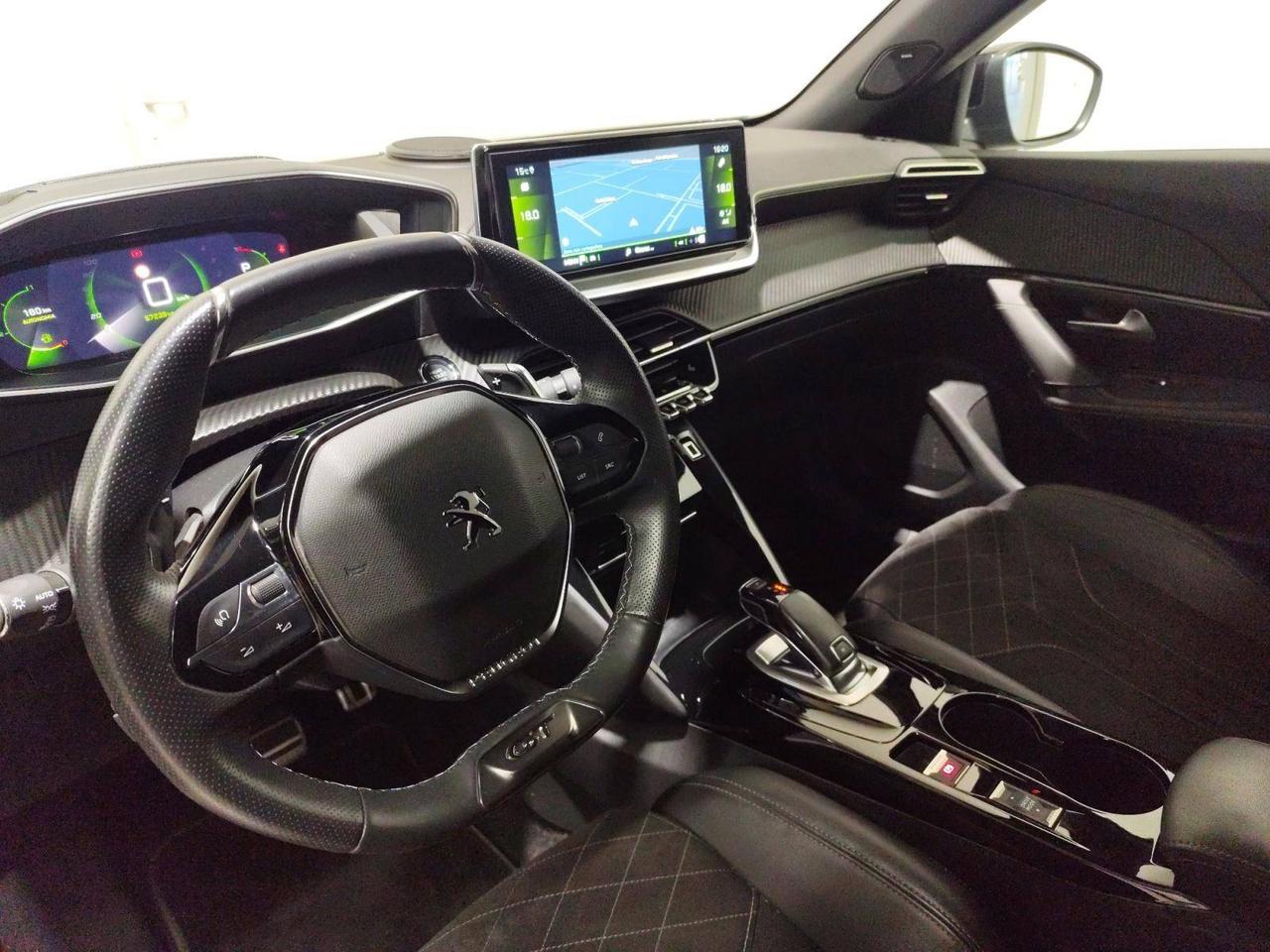 Peugeot 2008 1.5 bluehdi GT Pack 130cv