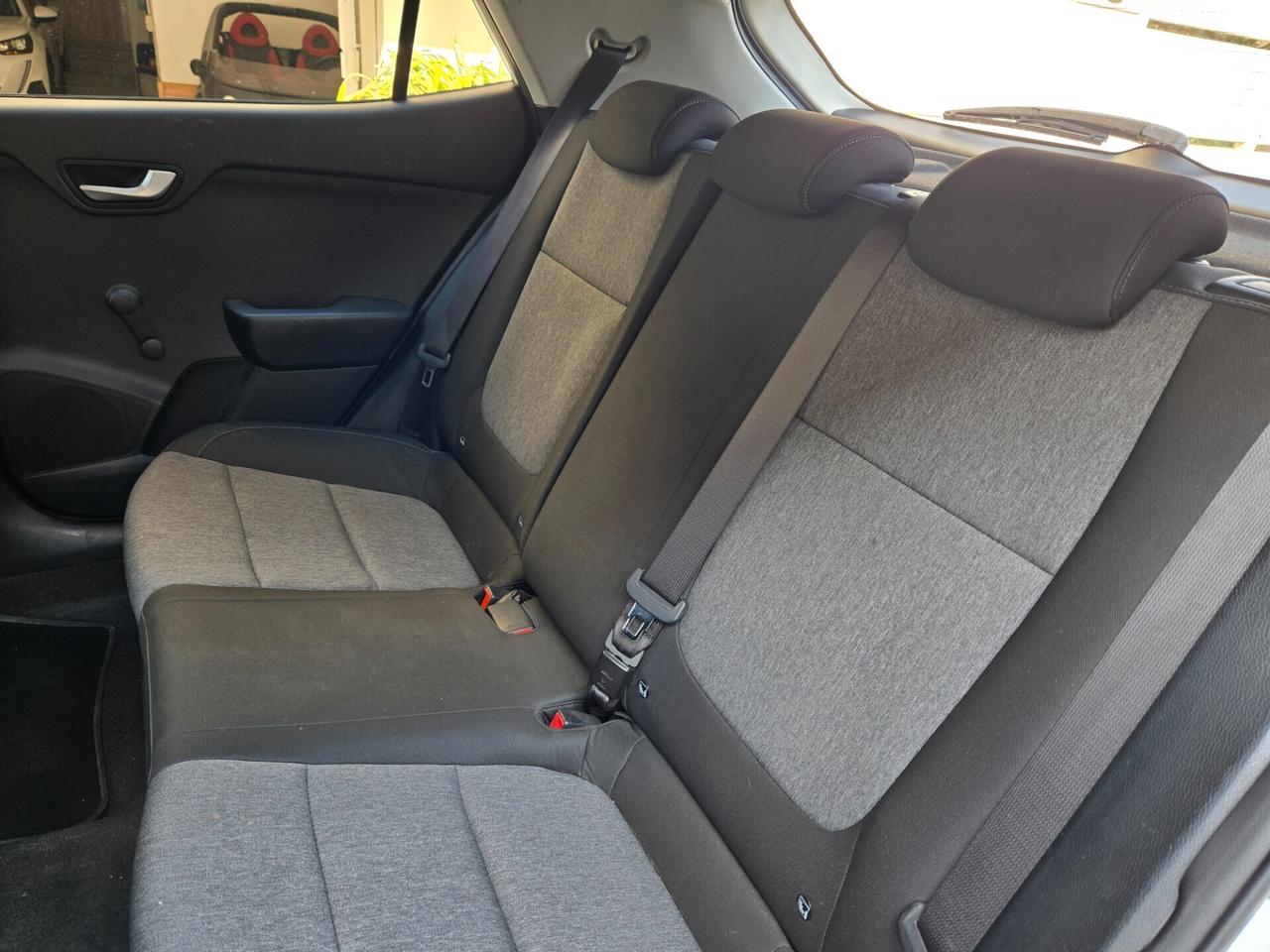 Kia Stonic 1.2 DPI ECO GPL Urban