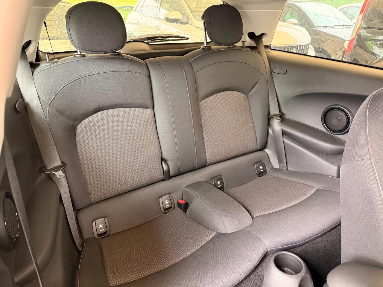 Mini Cooper D Come nuova Euro 6B