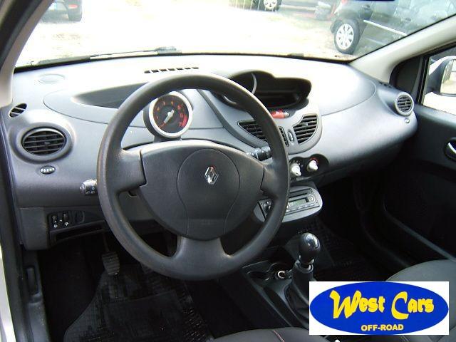 RENAULT - Twingo - 1.2 16V Dynamique