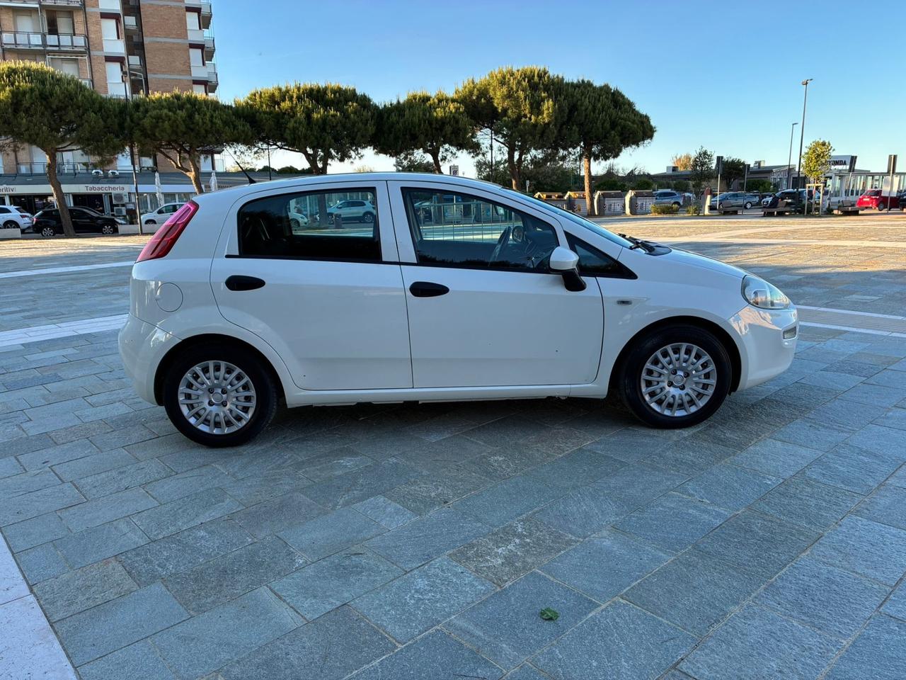 Fiat Punto 1.3 MJT I- autocarro -4 posti 95 CV 5 porte Street