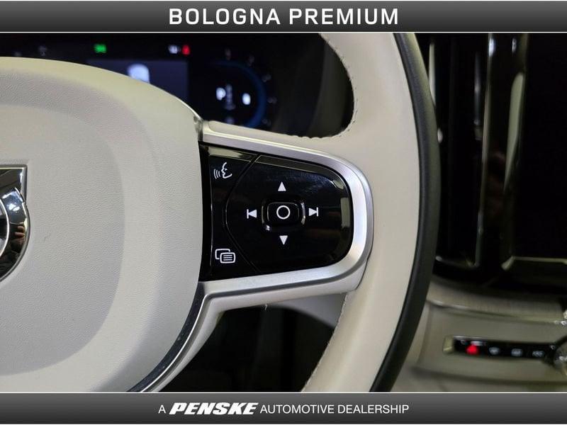 Volvo XC60 XC60 B4 (d) AWD automatico Plus Bright