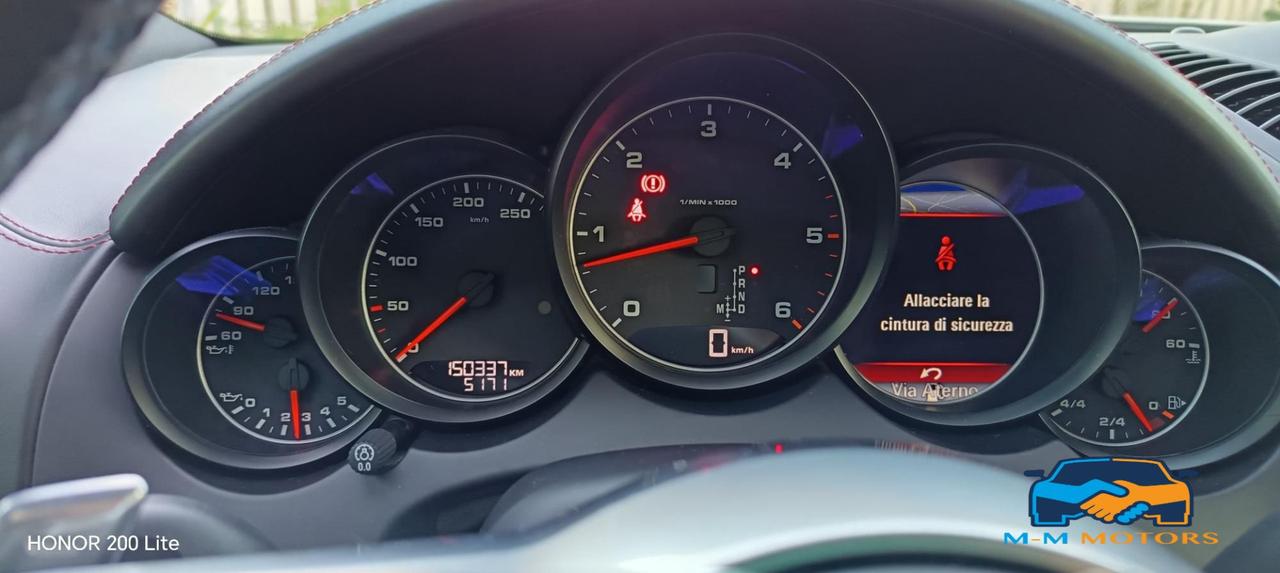 Porsche Cayenne 3.0 tiptronic