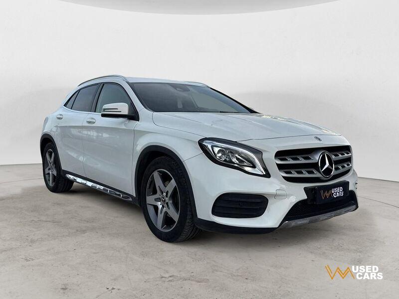Mercedes-Benz GLA GLA 200 d Automatic Premium