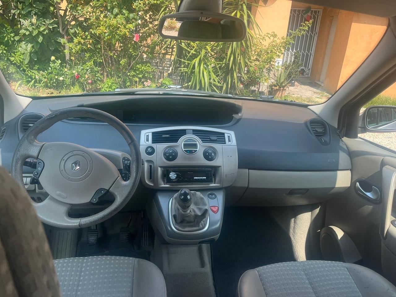 Renault Scenic Grand Scénic 1.9 dCi Serie Speciale Exception