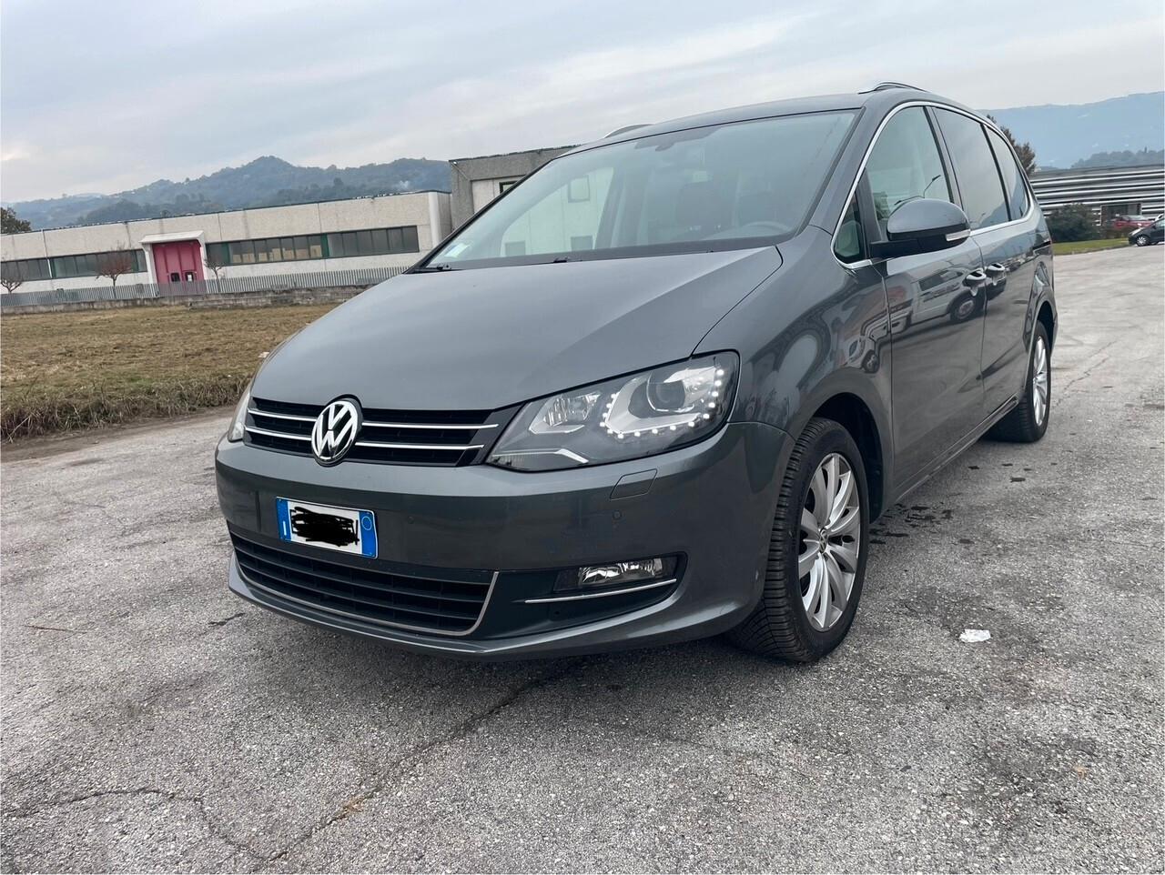 7 POSTI Volkswagen Sharan 2.0 TDI DSG Highline BlueMotion Technology