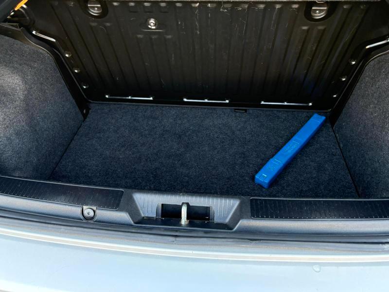 Fiat Punto 5 Porte 1.2 BENZ 69 CV Lounge ADATTA NEOPATENTATI