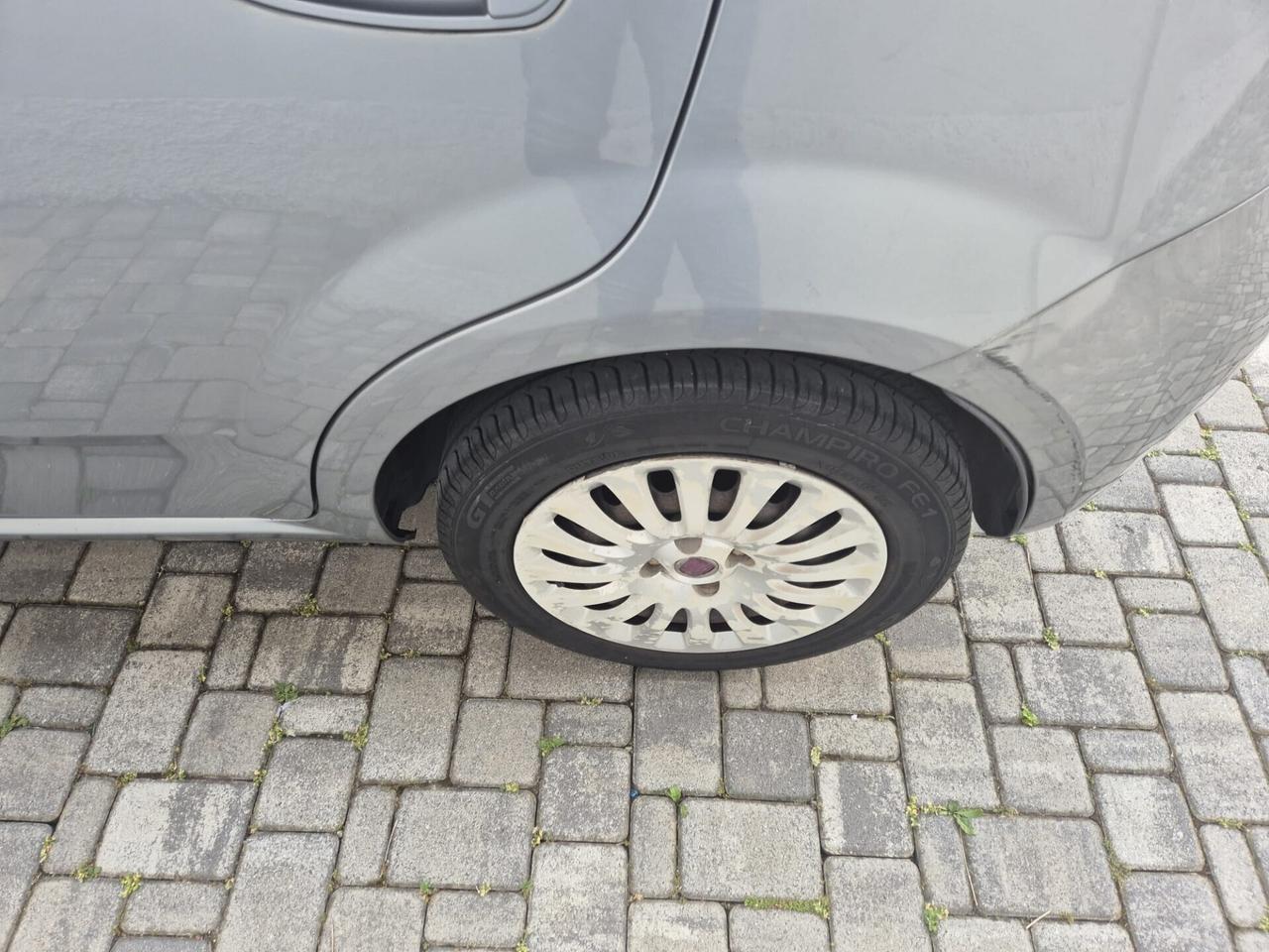 Fiat Punto EVO 1.2 3 porte OK NEOPATENTATI
