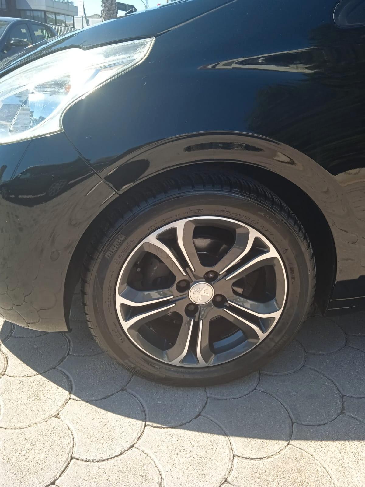 Peugeot 208 1.4 VTi 95 CV 5p. GPL Allure