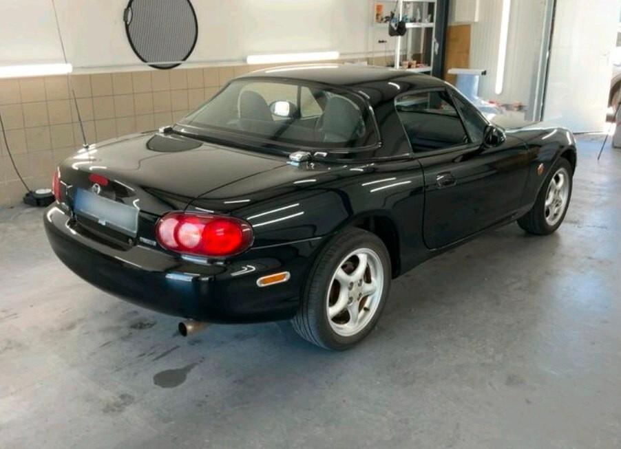 Mazda MX5 1.6 HARD TOP